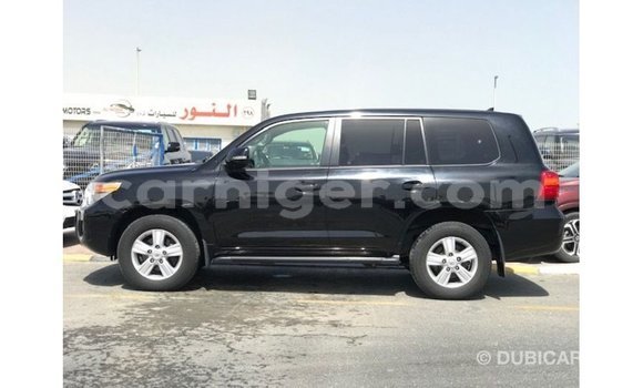Acheter Import Utilitaire Toyota Land Cruiser Noir à Import - Dubai, Agadez Acheter Import Utilitaire Toyota Land Cruiser Noir à Import - Dubai, Agadez