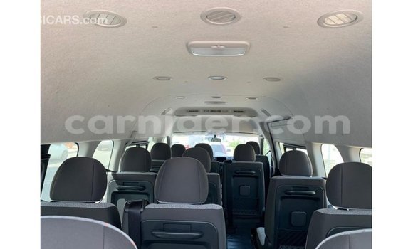 Buy Import Toyota Hiace White Car in Import - Dubai in Agadez Buy Import Toyota Hiace White Car in Import - Dubai in Agadez