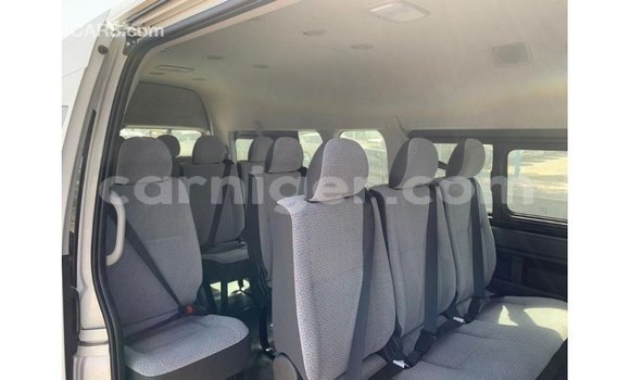 Buy Import Toyota Hiace White Car in Import - Dubai in Agadez Buy Import Toyota Hiace White Car in Import - Dubai in Agadez