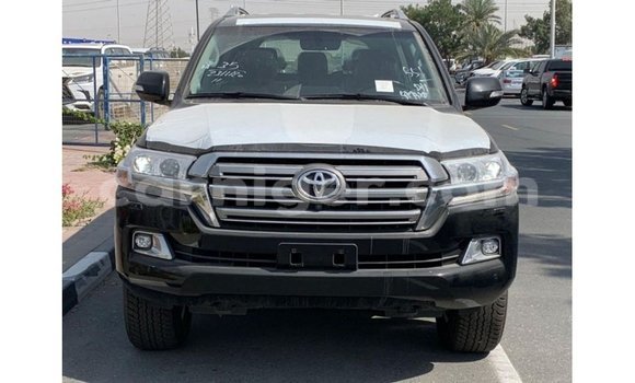 Buy Import Toyota Land Cruiser Black Truck in Import - Dubai in Agadez Buy Import Toyota Land Cruiser Black Truck in Import - Dubai in Agadez