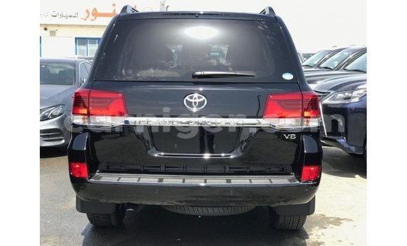 اشتري Imported Toyota Land Cruiser Black شاحنة في Import - Dubai في أغاديز اشتري Imported Toyota Land Cruiser Black شاحنة في Import - Dubai في أغاديز