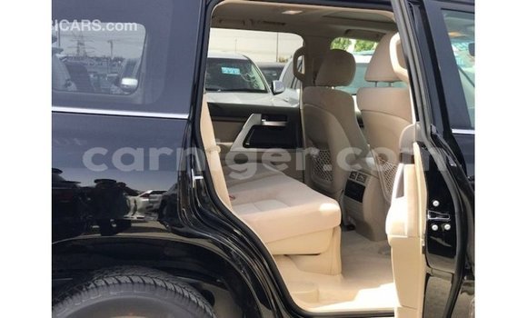 اشتري Imported Toyota Land Cruiser Black شاحنة في Import - Dubai في أغاديز اشتري Imported Toyota Land Cruiser Black شاحنة في Import - Dubai في أغاديز