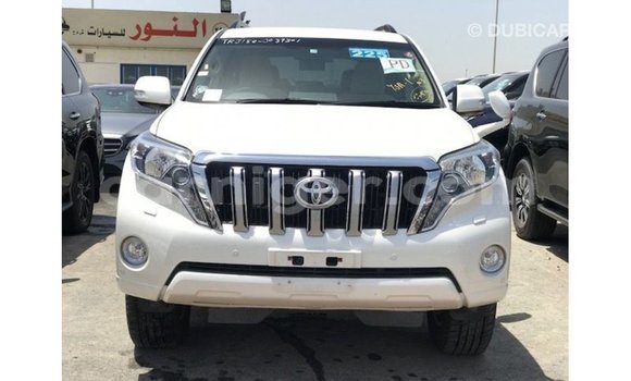 Acheter Import Voiture Toyota Prado Blanc à Import - Dubai, Agadez Acheter Import Voiture Toyota Prado Blanc à Import - Dubai, Agadez