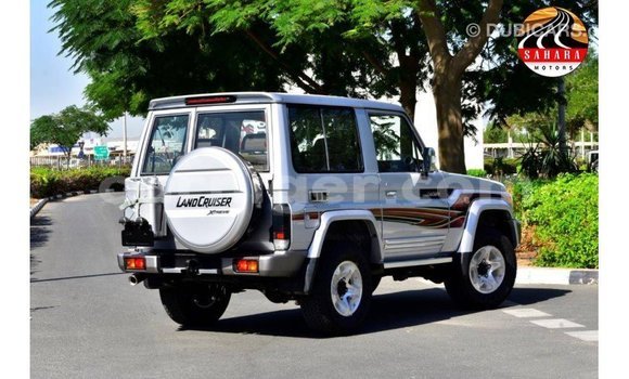 Sayi Imported Toyota Land Cruiser Other Babbar mota in Import - Dubai a Agadez Sayi Imported Toyota Land Cruiser Other Babbar mota in Import - Dubai a Agadez