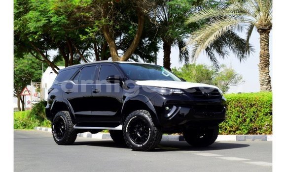 Sayi Imported Toyota Fortuner Black Mota in Import - Dubai a Agadez Sayi Imported Toyota Fortuner Black Mota in Import - Dubai a Agadez