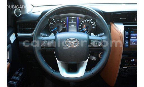 Sayi Imported Toyota Fortuner Black Mota in Import - Dubai a Agadez Sayi Imported Toyota Fortuner Black Mota in Import - Dubai a Agadez