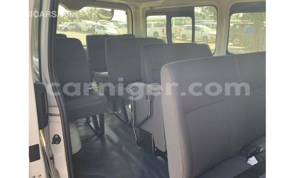 Buy Import Toyota Hiace White Car in Import - Dubai in Agadez Buy Import Toyota Hiace White Car in Import - Dubai in Agadez