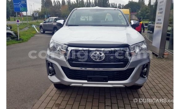 Buy Import Toyota Hilux Brown Car in Import - Dubai in Agadez Buy Import Toyota Hilux Brown Car in Import - Dubai in Agadez
