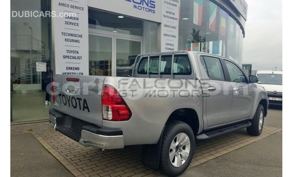 Buy Import Toyota Hilux Brown Car in Import - Dubai in Agadez Buy Import Toyota Hilux Brown Car in Import - Dubai in Agadez