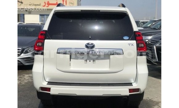 اشتري Imported Toyota Prado White سيارة في Import - Dubai في أغاديز اشتري Imported Toyota Prado White سيارة في Import - Dubai في أغاديز