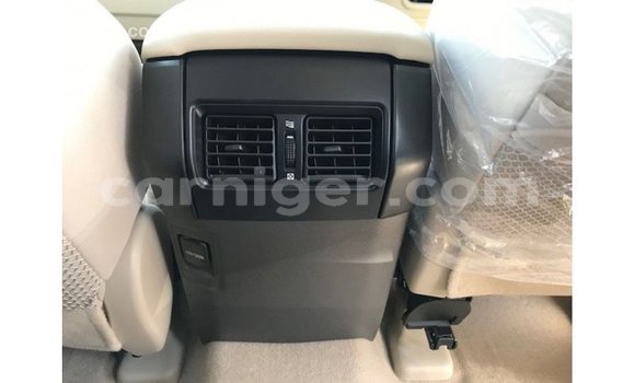 اشتري Imported Toyota Prado White سيارة في Import - Dubai في أغاديز اشتري Imported Toyota Prado White سيارة في Import - Dubai في أغاديز