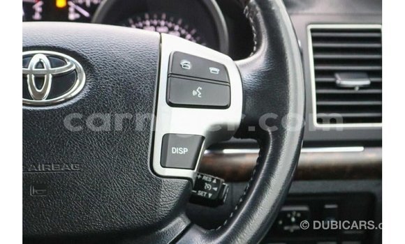 Acheter Import Utilitaire Toyota Land Cruiser Blanc à Import - Dubai, Agadez Acheter Import Utilitaire Toyota Land Cruiser Blanc à Import - Dubai, Agadez