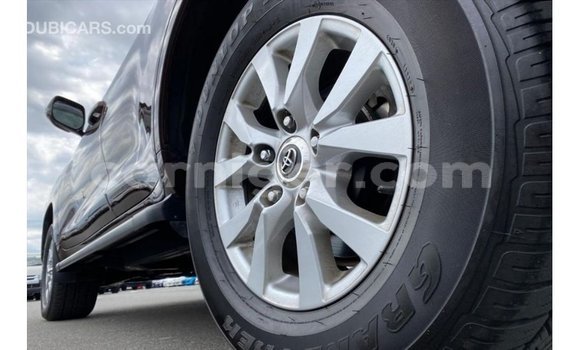 Acheter Import Utilitaire Toyota Land Cruiser Rouge à Import - Dubai, Agadez Acheter Import Utilitaire Toyota Land Cruiser Rouge à Import - Dubai, Agadez
