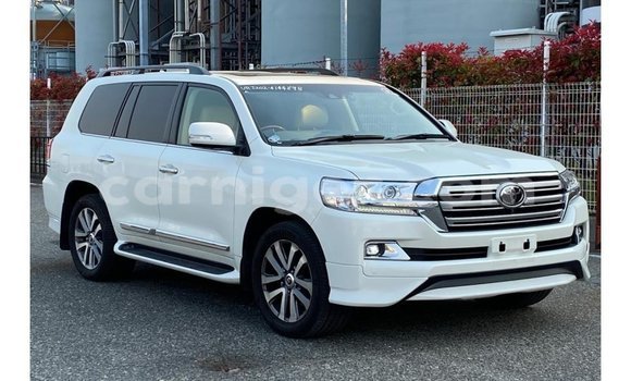 Buy Import Toyota Land Cruiser White Truck in Import - Dubai in Agadez Buy Import Toyota Land Cruiser White Truck in Import - Dubai in Agadez