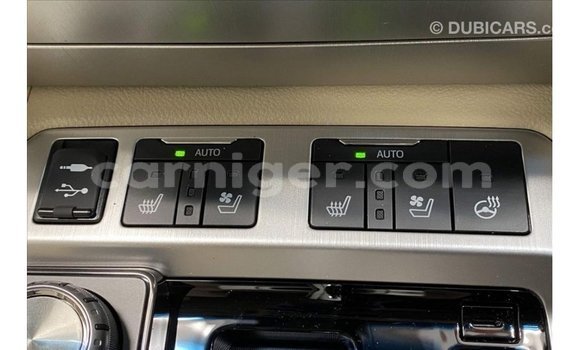 Acheter Import Utilitaire Toyota Land Cruiser Blanc à Import - Dubai, Agadez Acheter Import Utilitaire Toyota Land Cruiser Blanc à Import - Dubai, Agadez