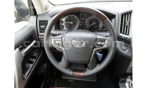 Buy Import Toyota Land Cruiser Black Truck in Import - Dubai in Agadez Buy Import Toyota Land Cruiser Black Truck in Import - Dubai in Agadez