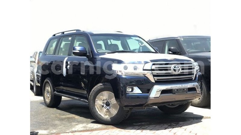 Big with watermark toyota land cruiser agadez import dubai 6871