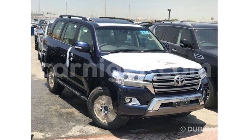 Big with watermark toyota land cruiser agadez import dubai 6871