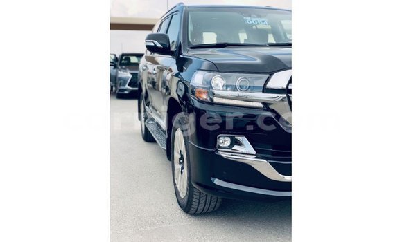 Buy Import Toyota Land Cruiser Black Truck in Import - Dubai in Agadez Buy Import Toyota Land Cruiser Black Truck in Import - Dubai in Agadez