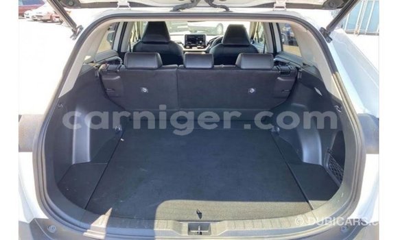 Sayi Imported Toyota Ade White Babbar mota in Import - Dubai a Agadez Sayi Imported Toyota Ade White Babbar mota in Import - Dubai a Agadez