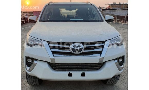 Buy Import Toyota Fortuner White Car in Import - Dubai in Agadez Buy Import Toyota Fortuner White Car in Import - Dubai in Agadez