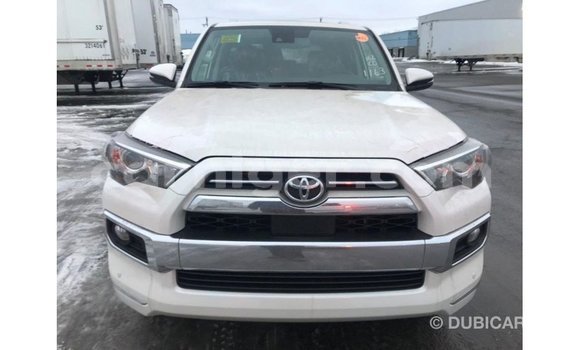 Buy Import Toyota Ade White Truck in Import - Dubai in Agadez Buy Import Toyota Ade White Truck in Import - Dubai in Agadez