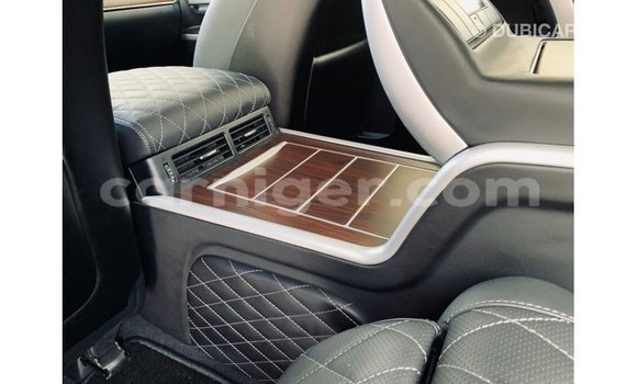 Buy Import Toyota Land Cruiser Black Truck in Import - Dubai in Agadez Buy Import Toyota Land Cruiser Black Truck in Import - Dubai in Agadez