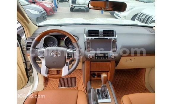 Sayi Imported Toyota Prado White Mota in Import - Dubai a Agadez Sayi Imported Toyota Prado White Mota in Import - Dubai a Agadez