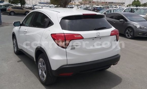 Sayi Imported Honda C White Motsi in Import - Dubai a Agadez Sayi Imported Honda C White Motsi in Import - Dubai a Agadez
