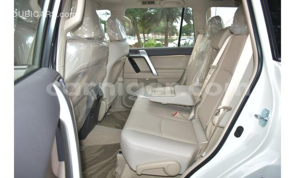 Sayi Imported Toyota Prado White Mota in Import - Dubai a Agadez Sayi Imported Toyota Prado White Mota in Import - Dubai a Agadez