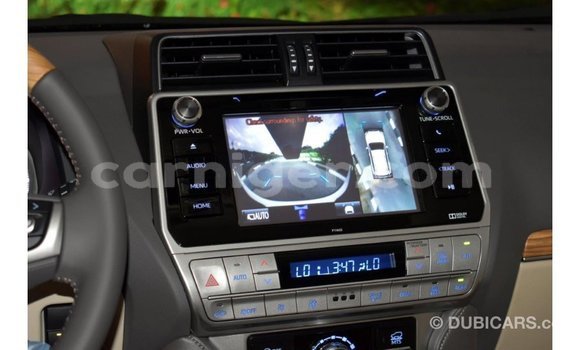 Sayi Imported Toyota Prado White Mota in Import - Dubai a Agadez Sayi Imported Toyota Prado White Mota in Import - Dubai a Agadez