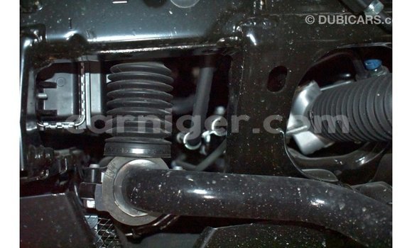 Sayi Imported Toyota Prado White Mota in Import - Dubai a Agadez Sayi Imported Toyota Prado White Mota in Import - Dubai a Agadez