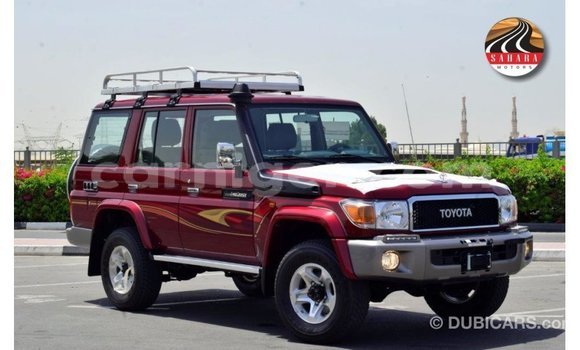 Sayi Imported Toyota Land Cruiser Red Babbar mota in Import - Dubai a Agadez Sayi Imported Toyota Land Cruiser Red Babbar mota in Import - Dubai a Agadez