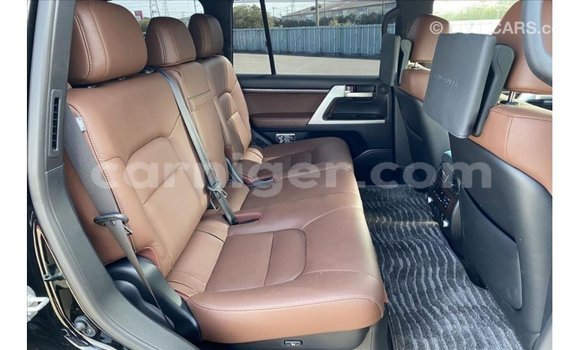 اشتري Imported Toyota Land Cruiser Black شاحنة في Import - Dubai في أغاديز اشتري Imported Toyota Land Cruiser Black شاحنة في Import - Dubai في أغاديز