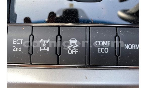 اشتري Imported Toyota Land Cruiser Black شاحنة في Import - Dubai في أغاديز اشتري Imported Toyota Land Cruiser Black شاحنة في Import - Dubai في أغاديز