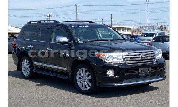 Sayi Imported Toyota Land Cruiser Black Babbar mota in Import - Dubai a Agadez Sayi Imported Toyota Land Cruiser Black Babbar mota in Import - Dubai a Agadez