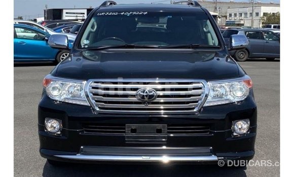 Sayi Imported Toyota Land Cruiser Black Babbar mota in Import - Dubai a Agadez Sayi Imported Toyota Land Cruiser Black Babbar mota in Import - Dubai a Agadez