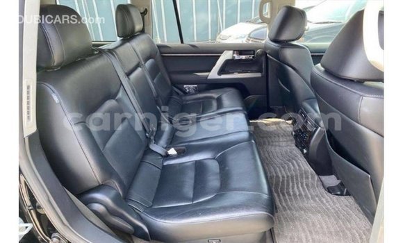 Sayi Imported Toyota Land Cruiser Black Babbar mota in Import - Dubai a Agadez Sayi Imported Toyota Land Cruiser Black Babbar mota in Import - Dubai a Agadez