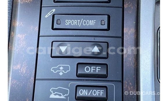 Sayi Imported Toyota Land Cruiser Black Babbar mota in Import - Dubai a Agadez Sayi Imported Toyota Land Cruiser Black Babbar mota in Import - Dubai a Agadez