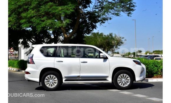 Sayi Imported Lexus GX White Mota in Import - Dubai a Agadez Sayi Imported Lexus GX White Mota in Import - Dubai a Agadez