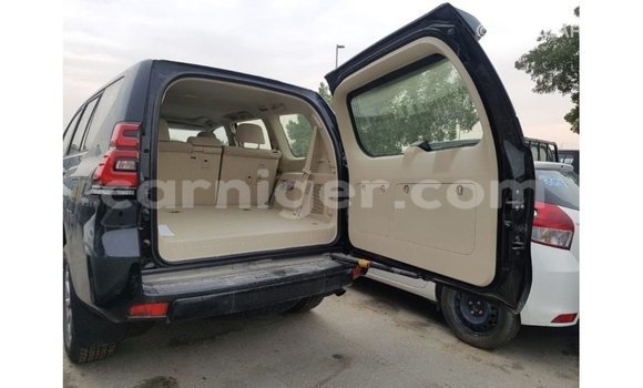 اشتري Imported Toyota Prado Black سيارة في Import - Dubai في أغاديز اشتري Imported Toyota Prado Black سيارة في Import - Dubai في أغاديز