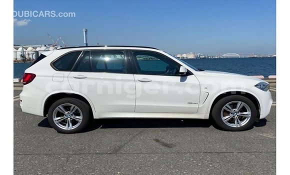 Acheter Import Voiture BMW X5 Blanc à Import - Dubai, Agadez Acheter Import Voiture BMW X5 Blanc à Import - Dubai, Agadez