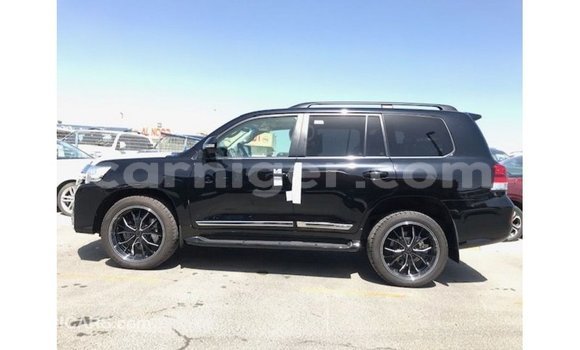 Sayi Imported Toyota Land Cruiser Black Babbar mota in Import - Dubai a Agadez Sayi Imported Toyota Land Cruiser Black Babbar mota in Import - Dubai a Agadez