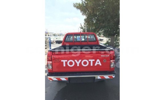 Buy Import Toyota Hilux Red Car in Import - Dubai in Agadez Buy Import Toyota Hilux Red Car in Import - Dubai in Agadez