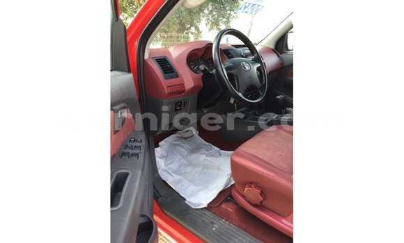 Buy Import Toyota Hilux Red Car in Import - Dubai in Agadez Buy Import Toyota Hilux Red Car in Import - Dubai in Agadez