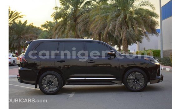 Sayi Imported Lexus LX Black Mota in Import - Dubai a Agadez Sayi Imported Lexus LX Black Mota in Import - Dubai a Agadez
