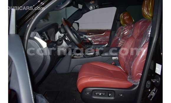 Sayi Imported Lexus LX Black Mota in Import - Dubai a Agadez Sayi Imported Lexus LX Black Mota in Import - Dubai a Agadez