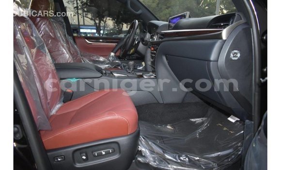 Sayi Imported Lexus LX Black Mota in Import - Dubai a Agadez Sayi Imported Lexus LX Black Mota in Import - Dubai a Agadez