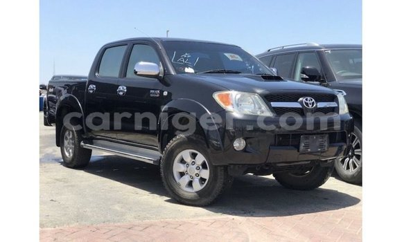 Acheter Import Voiture Toyota Hilux Noir à Import - Dubai, Agadez Acheter Import Voiture Toyota Hilux Noir à Import - Dubai, Agadez