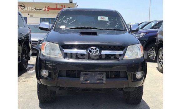 Acheter Import Voiture Toyota Hilux Noir à Import - Dubai, Agadez Acheter Import Voiture Toyota Hilux Noir à Import - Dubai, Agadez